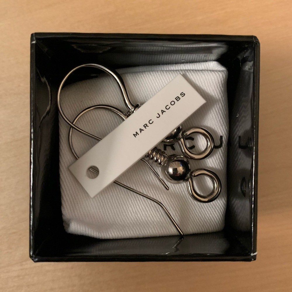 Marc Jacobs hook earrings - Picture 3 of 7